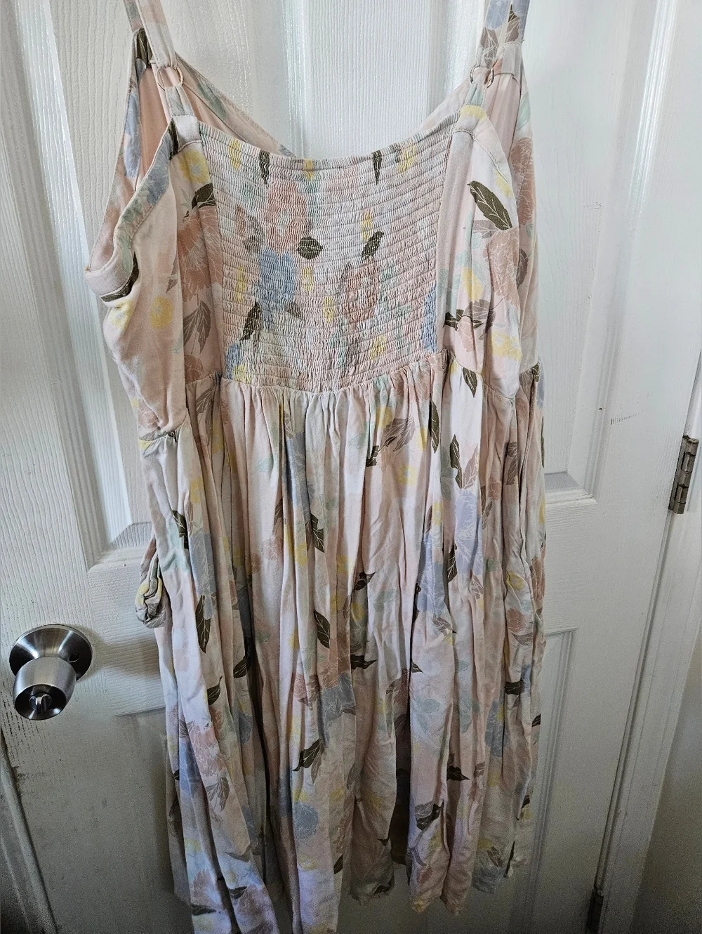 Torrid Sleeveless Floral Button-Front Summer Dress in Light Pink - Picture 5 of 6
